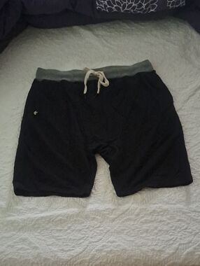 manduka Black Athletic Shorts with Gray Waistband